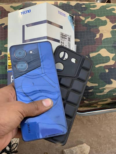 Tecno pova 5 pro 8+8 256  with box and original charger