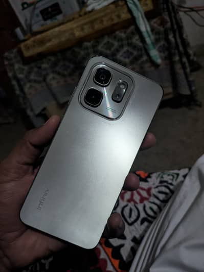 Infinix hot50i 6/128 with box