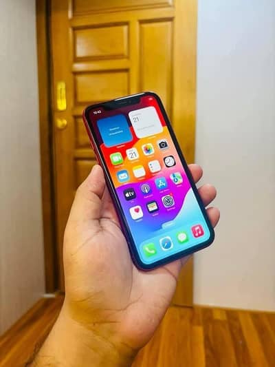 iphone XR 64gb Connect my WhatsApp number  03193220605