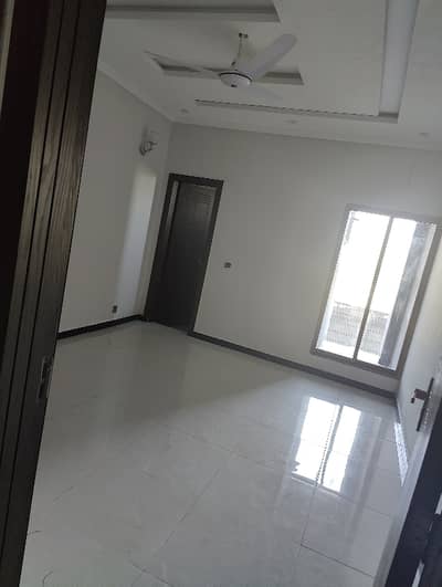 2 Two Bed Three Baths TVl Unfurnished Available Reasonable Price