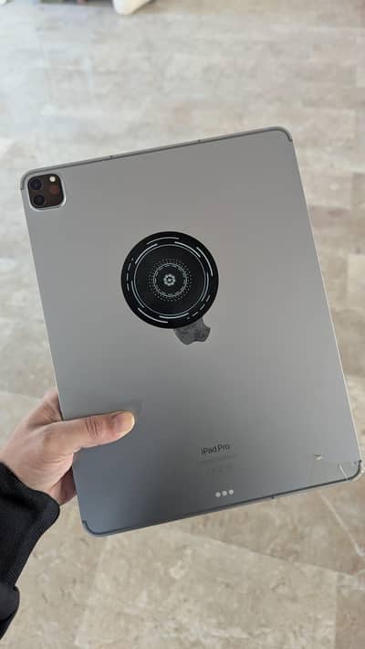 Apple iPad Pro 12.9 (6th Gen) – M2 – 256G