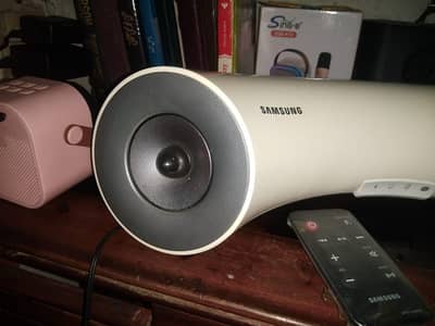 Samsung  Da-f560  Soundbaar  like new 03460 136 106