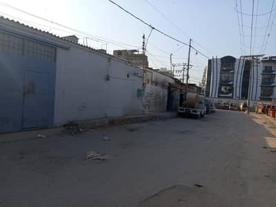 Commercial Land for Sale – 2000 Sq. Yards (Prime Location Corner)