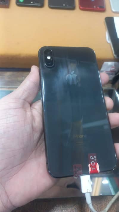 this is a iphone x 10/10