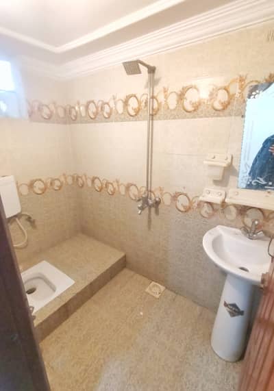 4 marla 2nd floor for rent