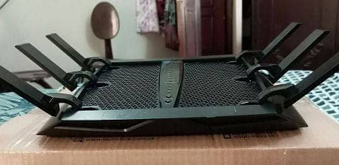 BEST DEAL. . . NETGEAR NIGHTHAWK X6S AC3000 R7900P TRIBAND WIFI ROUTER