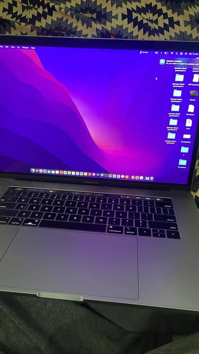 mackbook pro i7 2018