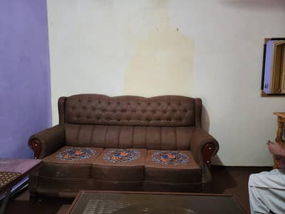 Comfortable 6 Seater Sofa Set for Sale – Good Condition