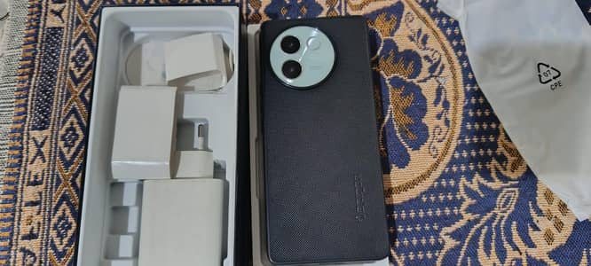 v30e.  full  box all ok