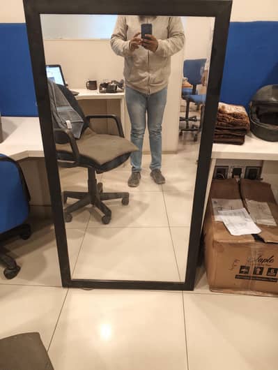 Mirror full size 4 ft x 2 ft