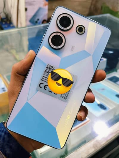 Tecno Camon 20 8Gb Ram 256Gb Storage