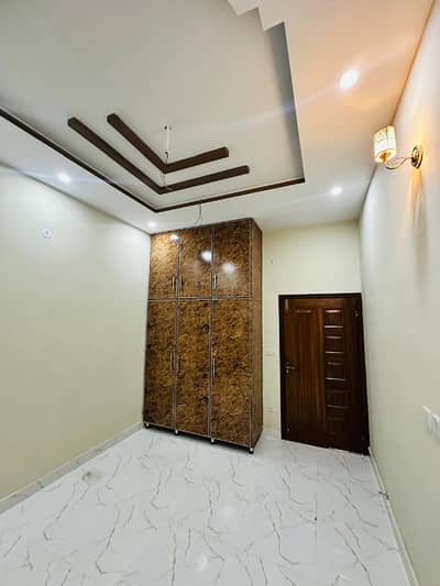 4 Marla Brand New House