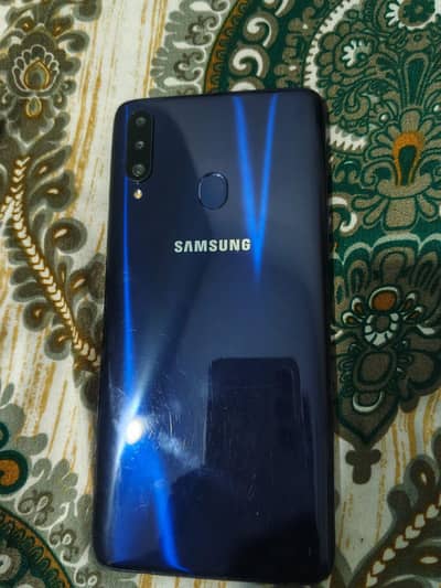 Samsung A20 ram 2/32 watsap 03197896800