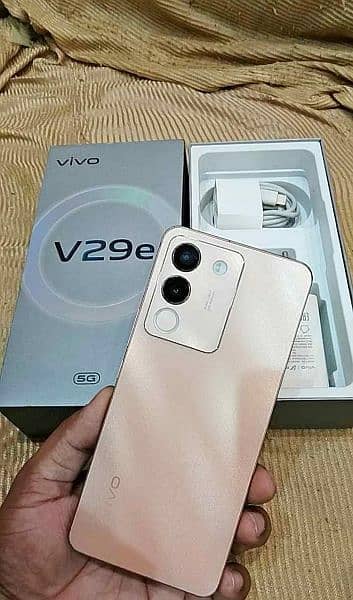 vivo v29e 8 GB RAM 128 GB memory 0325/1263/112