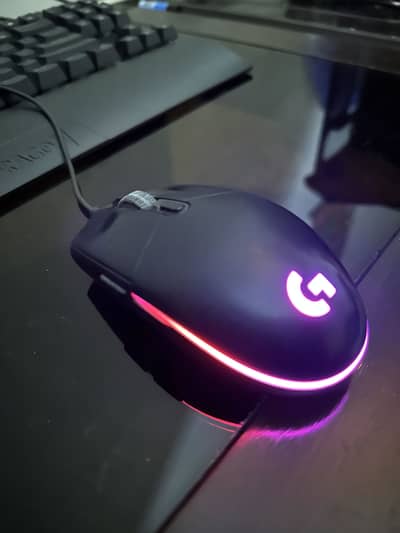 Logitech G102 Lightsync gaming mouse