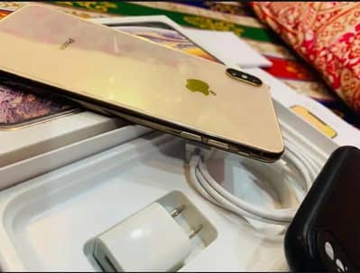 Apple IPhone XS Max PTA approved 256GB Water pack