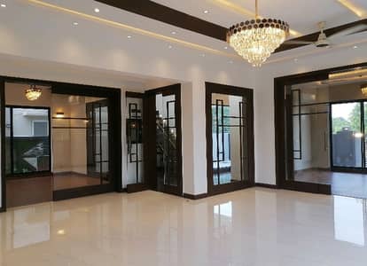 House Sized 1 Kanal In DHA Phase 7