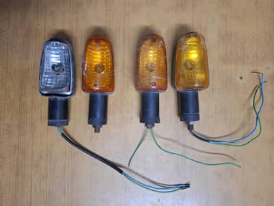 CD 70 bike indicators