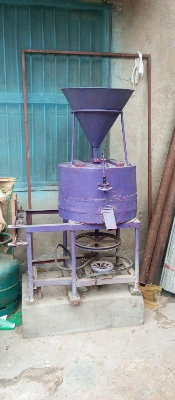 آٹا چکی مشین 3