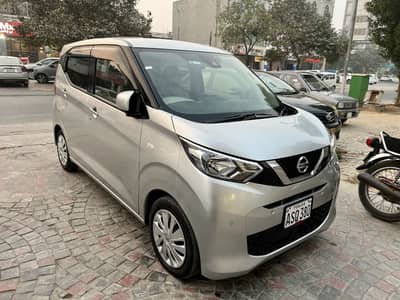 NISSAN DAYZ S TOTAL GENUINE