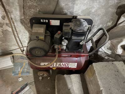 Air compressor just like new