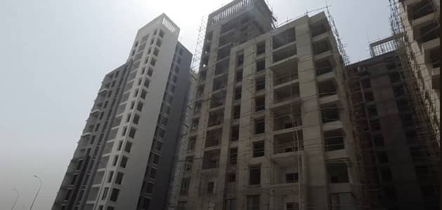 Prime Location Naya Nazimabad Flat Sized 1249 Square Feet For sale