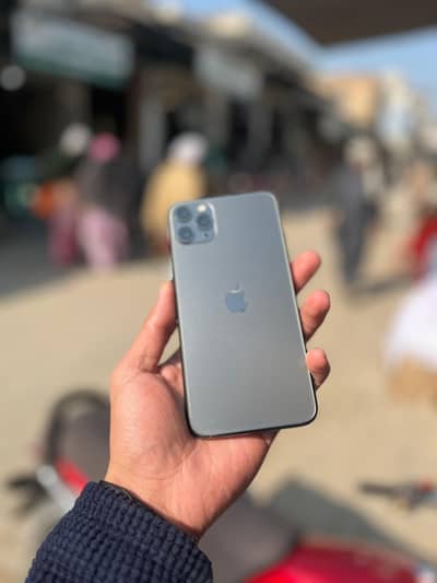 iPhone 11 Pro mix jv 4 month sim time 256 GB