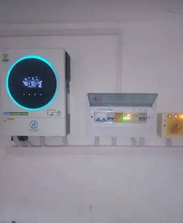 solar installation solar inverter repairing elevated structure 11