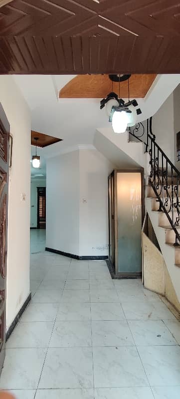 10 Marla House For Rent Phase 4