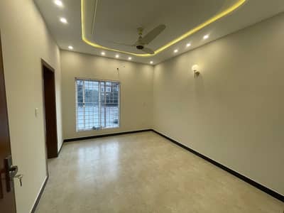 Corner House, Triple Storey Construction And Double Unit