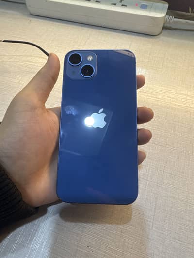 Iphone 13 (blue)