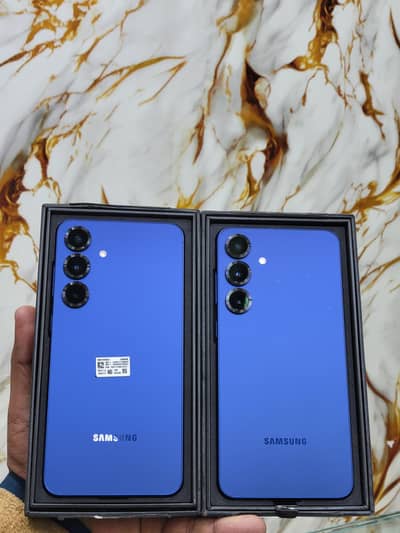 samsung S25 Plus just box open 12/256