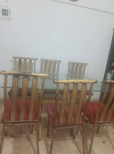 Good condition  dinning  tablet set