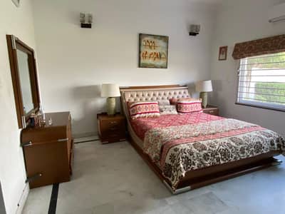 Chenone (Suzaine Bed King size ,dressing  mattress and side tables