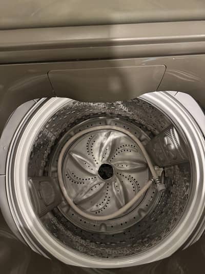 9.5 kgs Dawlance Automatic washing machine