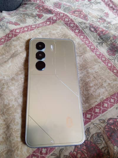 itel p70 4+4/128