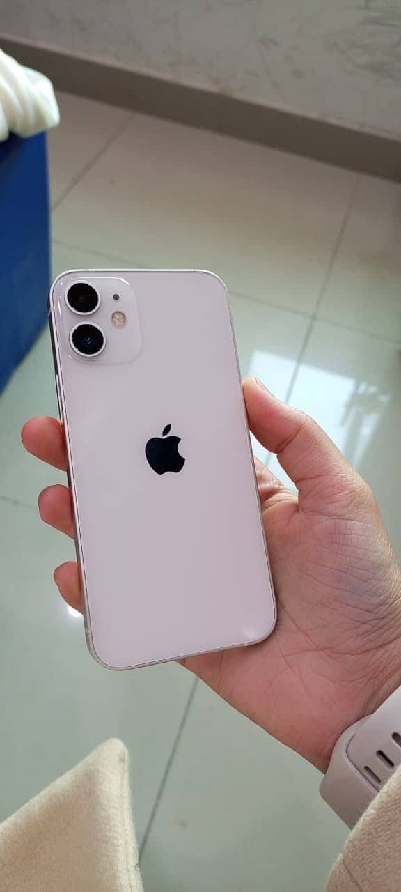 Iphone 12 Mini 0