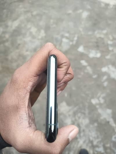 I phone 11 pro max 256 Gb