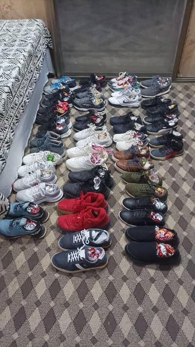 Used branded shoes