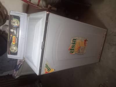 spinner for sale very good condition pure metal body and heavy weight