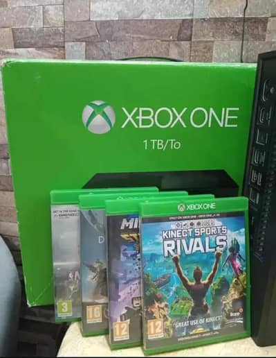 XBox One ( 1 - TB ) with Kinect Sensor