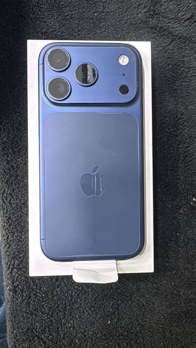 Iphone 17 pro 256gb marcantile PTA approved physical esim brand new