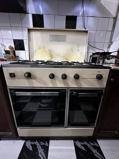 Singar Cooking Range with Oven and Hotbox for Sale