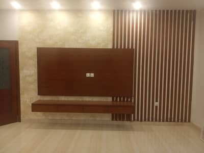 1 KANAL UPPER PORTION AVAILABLE FOR RENT