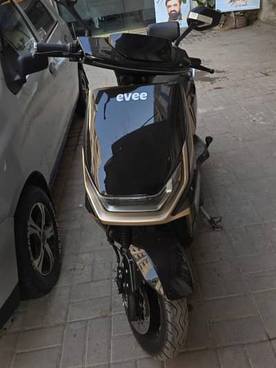 evee scooty