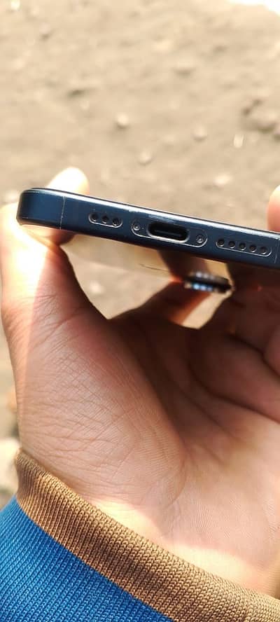 I phone 16 only contect what’s app. 03033111972