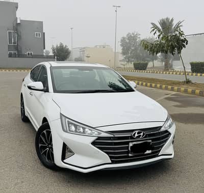 Hyundi Elantra 2.0 2022 Model Total Original !