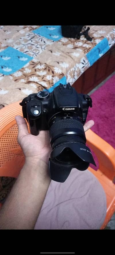 DSLR camera canon 350d