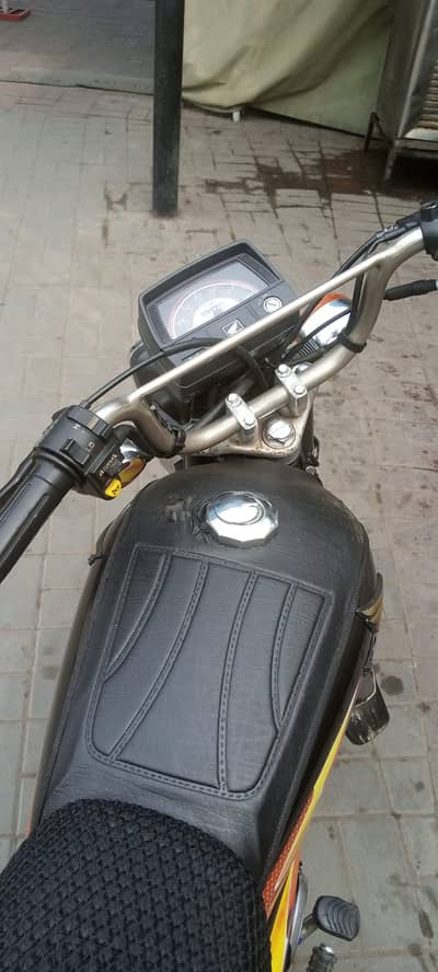 Honda CD 70 2011 Model – Like New | First Owner | Golden Number