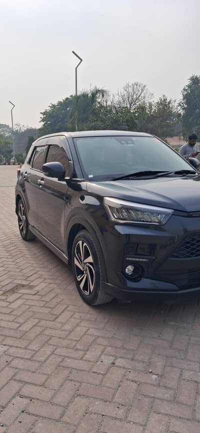 Toyota Raiz Z package